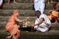 Pujana at Shivaganga Sarovar